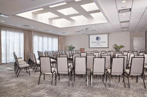 DoubleTree Suites by Hilton Nashville Airport - image 32