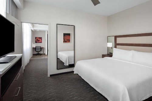 Homewood Suites by Hilton Nashville Downtown - image 9