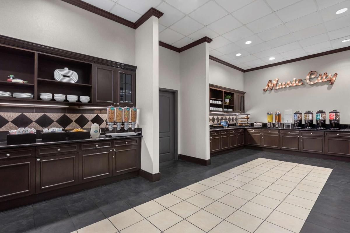 Homewood Suites by Hilton Nashville Downtown - image 7