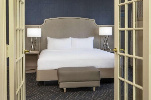 DoubleTree by Hilton Downtown Nashville - image 31