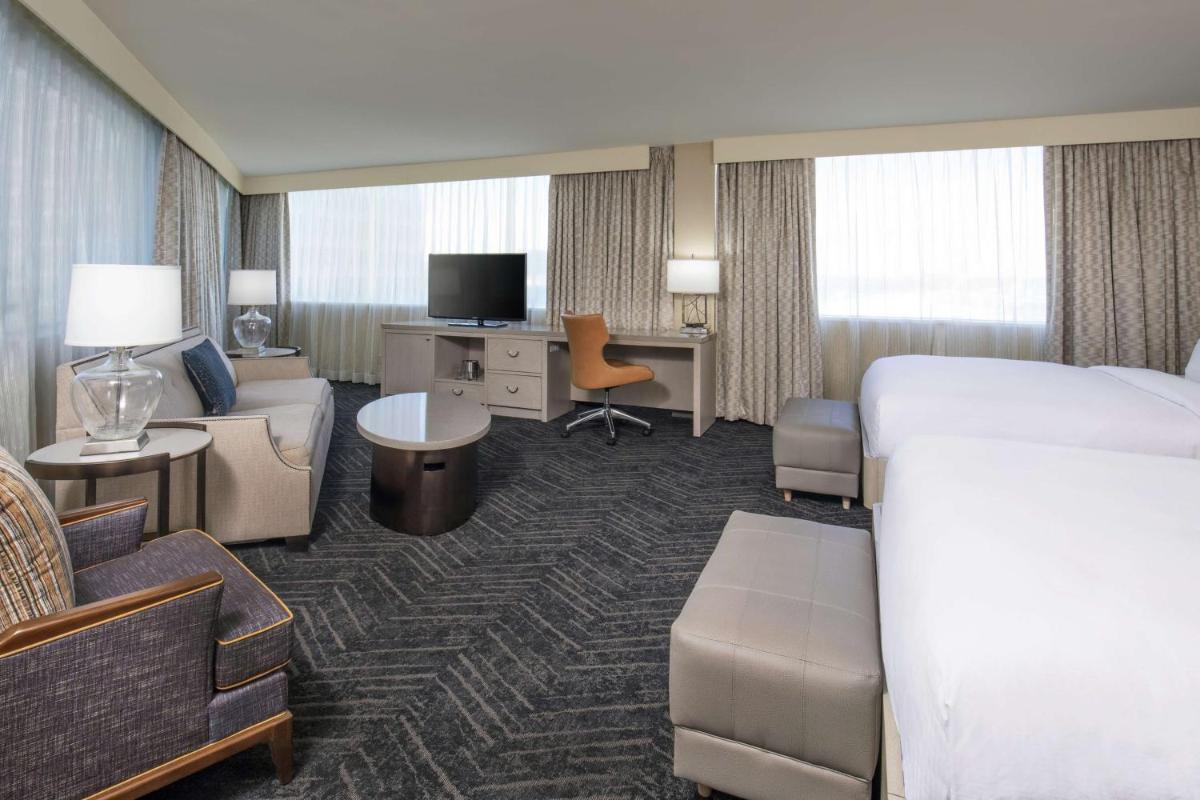 DoubleTree by Hilton Downtown Nashville - image 4