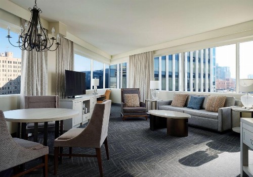 DoubleTree by Hilton Downtown Nashville - image 39