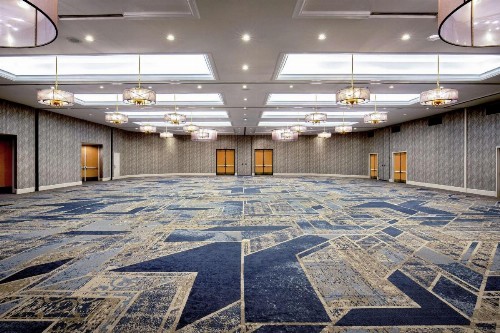 DoubleTree by Hilton Downtown Nashville - image 43