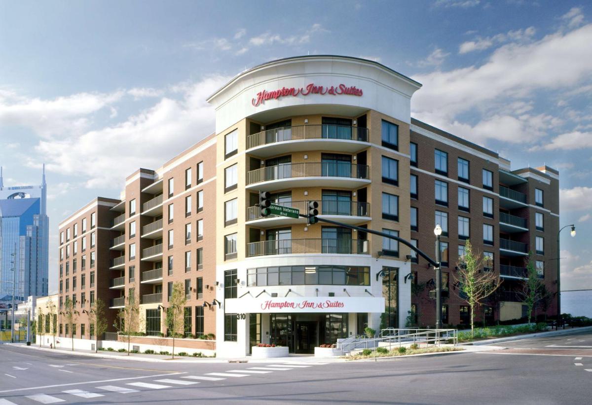 Hampton Inn & Suites Nashville Downtown - main image