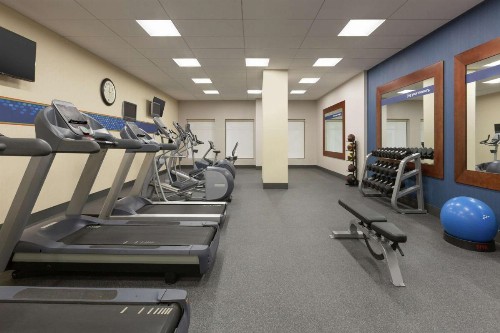 Hampton Inn & Suites Nashville Downtown - image 11