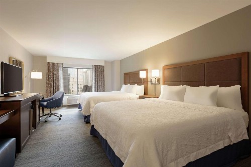 Hampton Inn & Suites Nashville Downtown - image 24