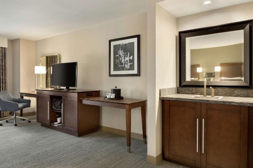 Hampton Inn & Suites Nashville Downtown - image 35