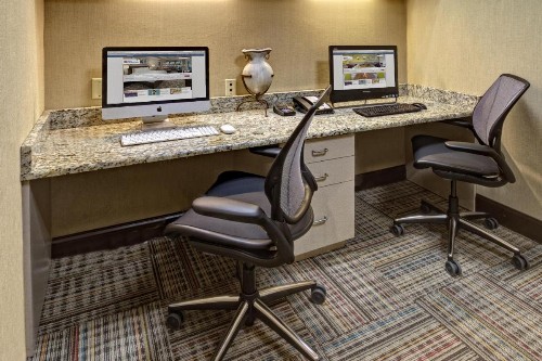 Hilton Garden Inn Nashville Airport - image 11