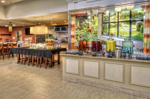 Hilton Garden Inn Nashville Airport - image 6