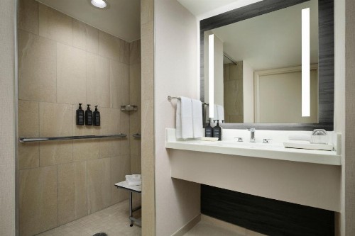 Sheraton Grand Nashville Downtown - image 18