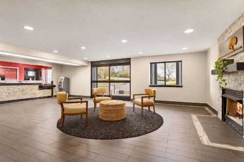 Super 8 by Wyndham Nashville East - image 9