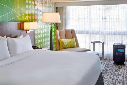 Renaissance Nashville Hotel - image 15