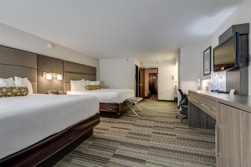 Alexis Inn and Suites Hotel - image 14