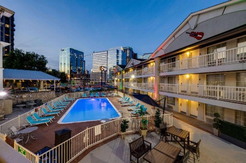 Comfort Inn Downtown Nashville/Vanderbilt - image 7