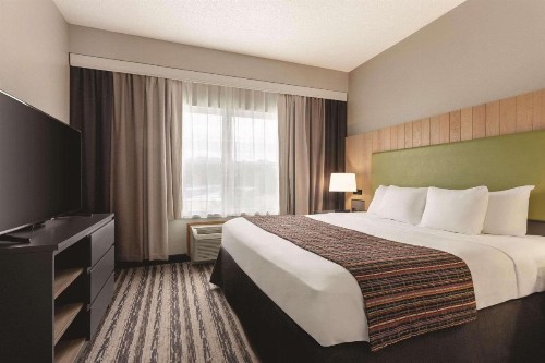 Country Inn & Suites by Radisson Nashville Airport East TN - image 14
