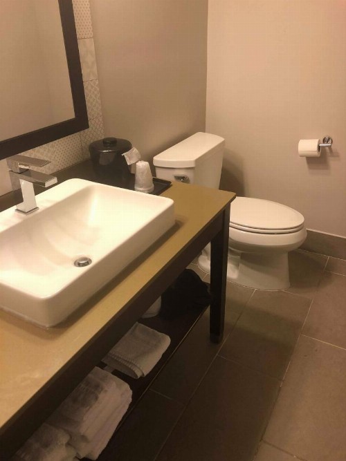 Country Inn & Suites by Radisson Nashville Airport East TN - image 2