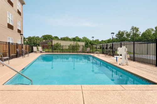 Country Inn & Suites by Radisson Nashville Airport East TN - image 22