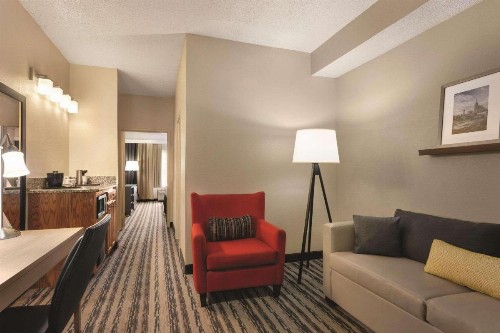 Country Inn & Suites by Radisson Nashville Airport East TN - image 23