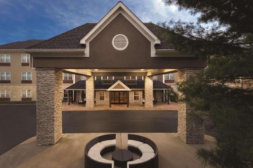 Country Inn & Suites by Radisson Nashville Airport East TN - image 24