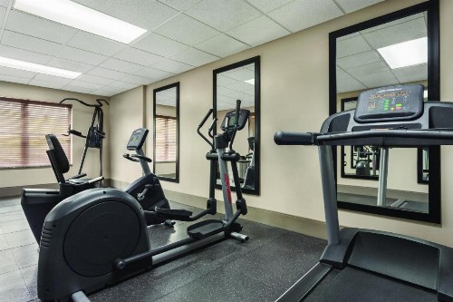 Country Inn & Suites by Radisson Nashville Airport East TN - image 41