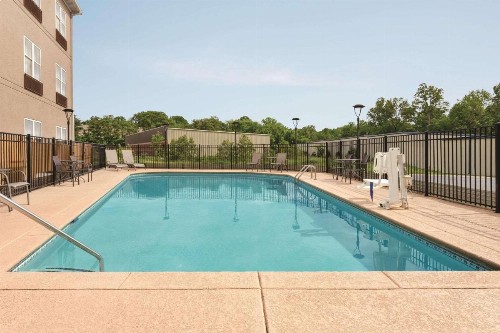 Country Inn & Suites by Radisson Nashville Airport East TN - image 47