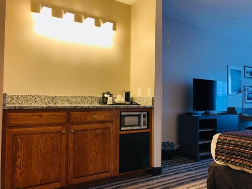 Country Inn & Suites by Radisson Nashville Airport East TN - image 50