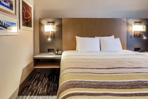 Country Inn & Suites by Radisson Nashville Airport TN - image 24