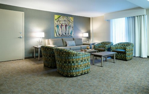 Holiday Inn Nashville Vanderbilt an IHG Hotel - image 20