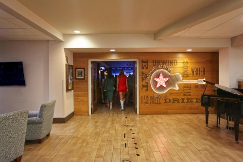 Holiday Inn Nashville Vanderbilt an IHG Hotel - image 38