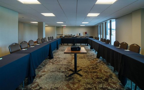 Holiday Inn Nashville Vanderbilt an IHG Hotel - image 40