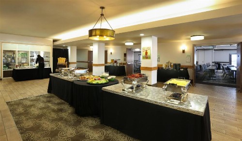 Holiday Inn Nashville Vanderbilt an IHG Hotel - image 44