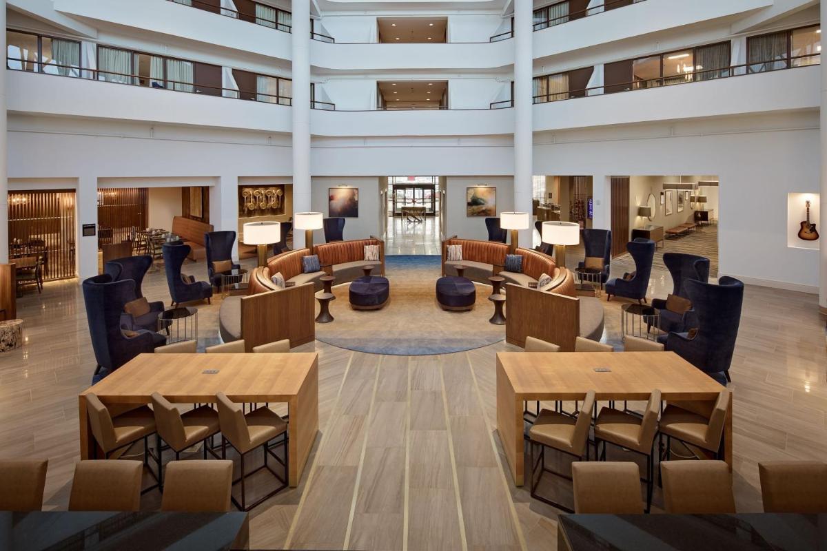 Hilton Nashville Airport - image 7