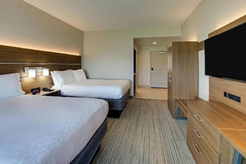 Holiday Inn Express Nashville-Opryland an IHG Hotel - image 41