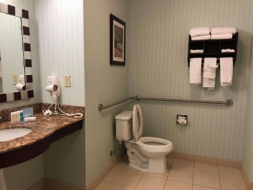 Hampton Inn & Suites Nashville at Opryland - image 27