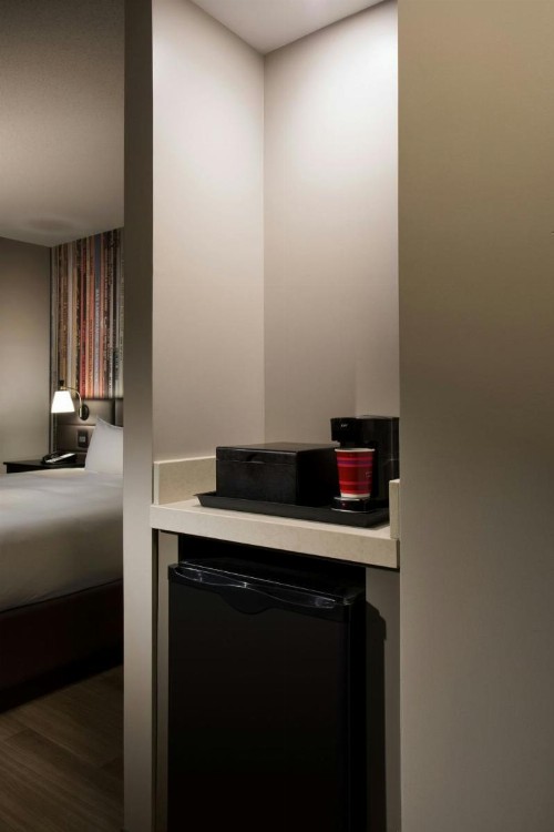 Nashville Marriott at Vanderbilt University - image 18