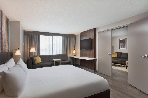 Nashville Marriott at Vanderbilt University - image 30