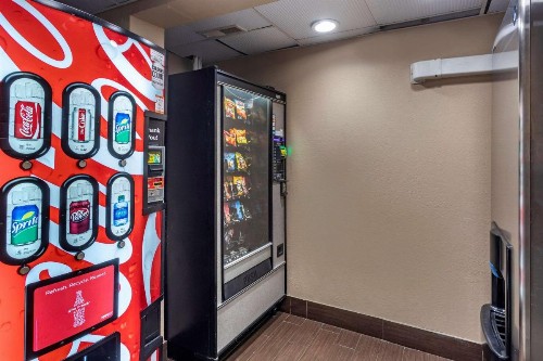 Comfort Inn Nashville West - image 35
