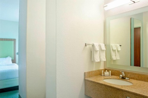 SpringHill Suites Nashville MetroCenter - image 8