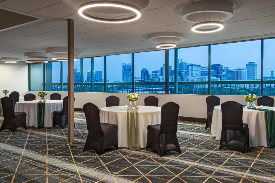 Clarion Hotel Downtown Nashville - Stadium - image 2