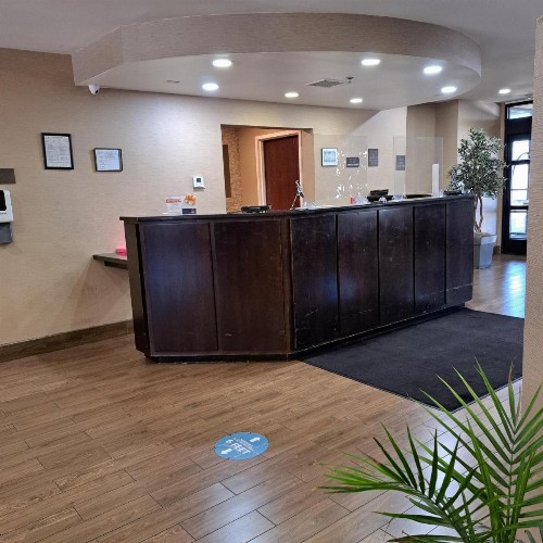 Comfort Suites Nashville - image 36