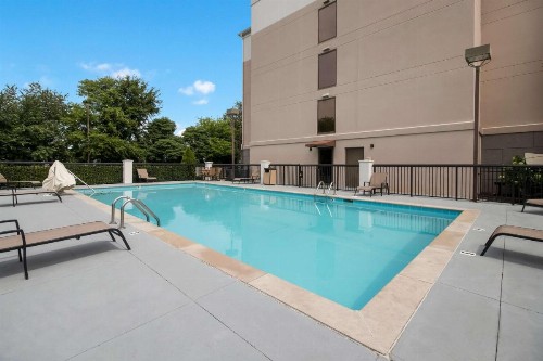 Best Western Suites near Opryland - image 12