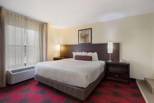Best Western Suites near Opryland - image 26