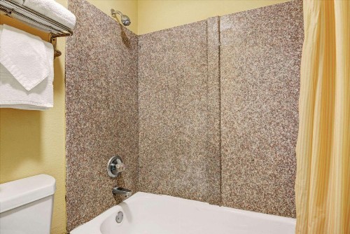 Super 8 by Wyndham Nashville Near Downtown / I-40 - image 32
