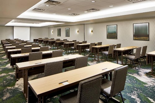 Courtyard by Marriott Nashville Downtown - image 34