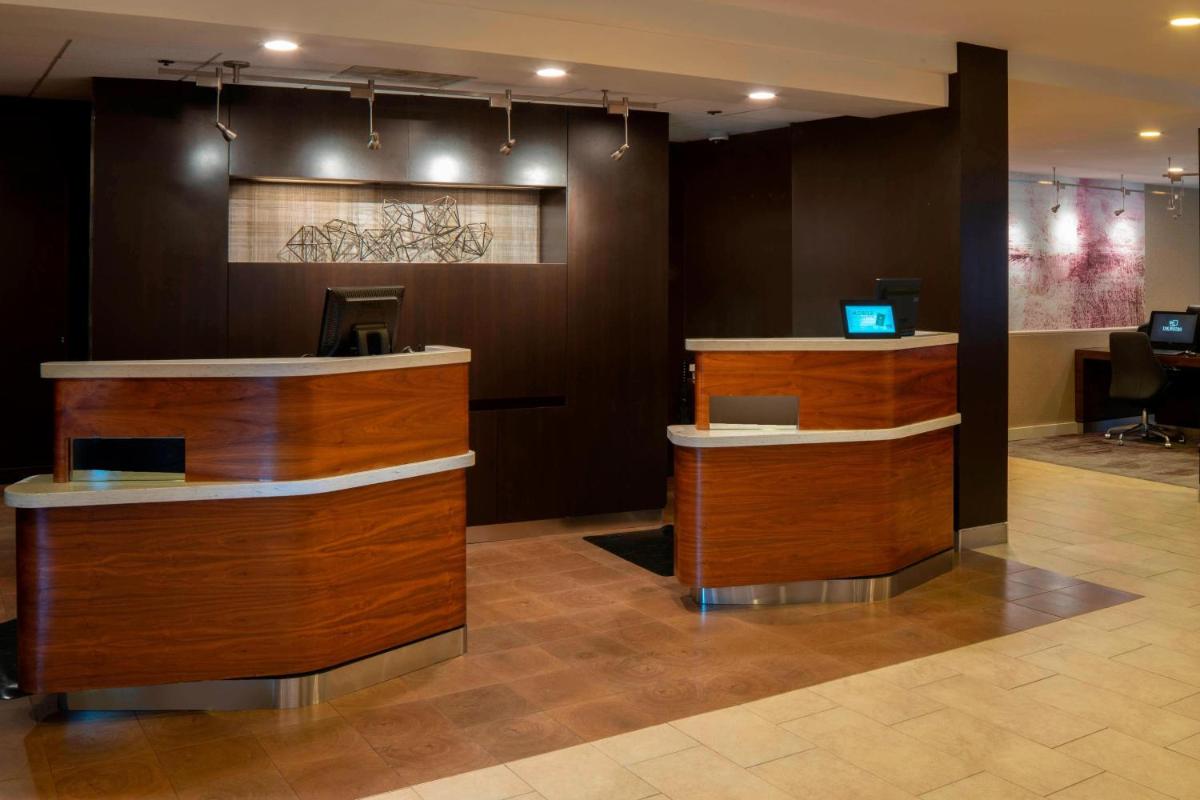 Courtyard by Marriott Nashville Airport - image 2