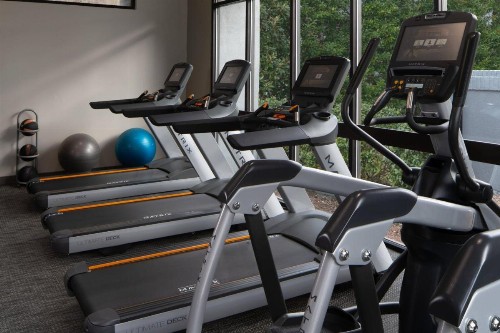 Courtyard by Marriott Nashville Airport - image 22
