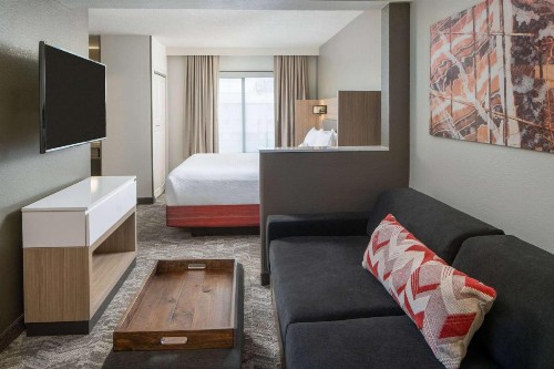 Sonesta Select Nashville Airport Suites - image 4