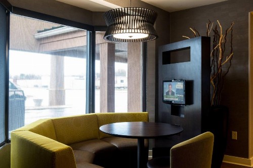Courtyard by Marriott Nashville at Opryland - image 13