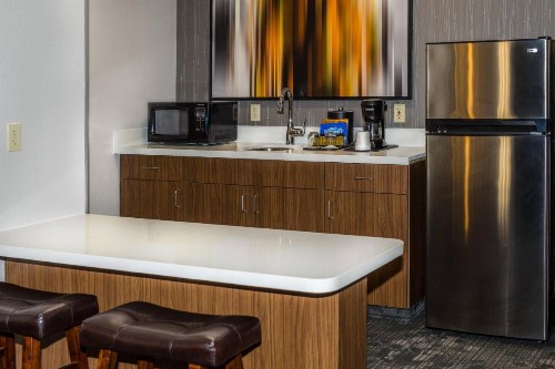 Courtyard by Marriott Nashville at Opryland - image 2