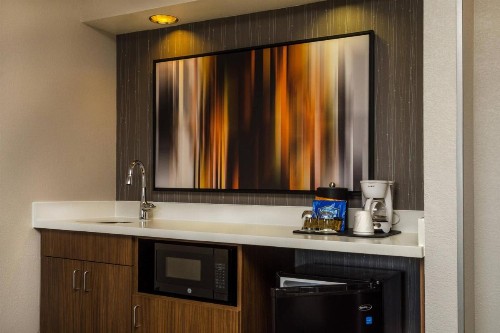 Courtyard by Marriott Nashville at Opryland - image 8
